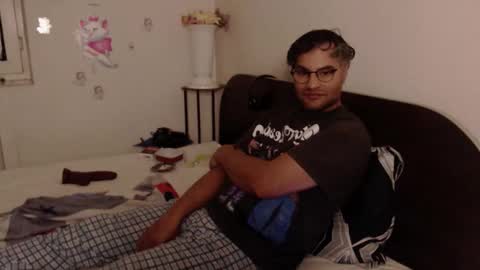 Calvinjohnlad online show from November 17, 2025, 3:18 pm