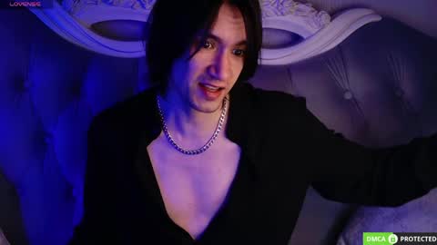 Snapshot of calvinowens chatting on June 2, 2026, 6:32 pm Calvin Owens online show from June 2, 2026, 6:32 pm