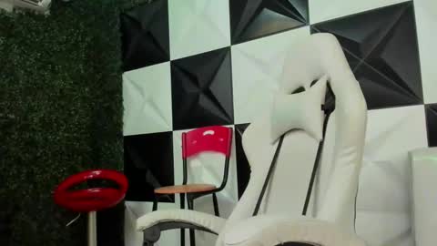 cam_xman online show from February 8, 2026, 3:48 pm