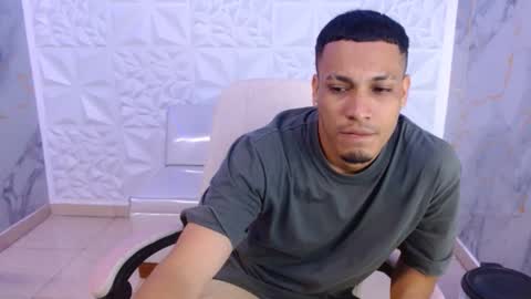 Snapshot of cam_xman chatting on May 13, 2026, 2:09 am cam_xman online show from May 13, 2026, 2:09 am