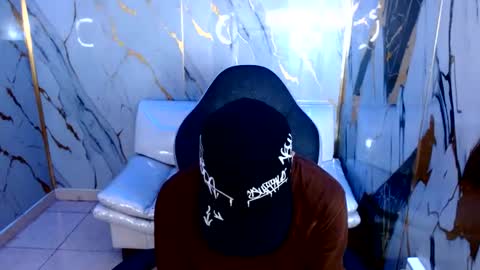 Snapshot of cam_xman chatting on June 17, 2026, 1:01 pm cam_xman online show from June 17, 2026, 1:01 pm