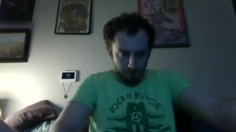 SafeSax online show from November 28, 2025, 7:33 am