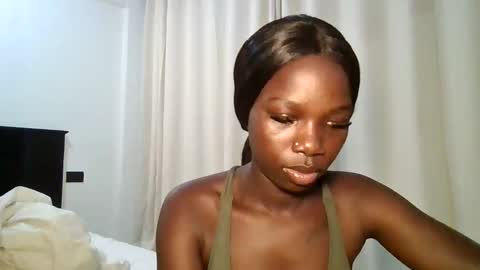 Snapshot of camclit chatting on January 14, 2026, 7:14 am Princess online show from January 14, 2026, 7:14 am