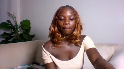 Snapshot of camclit chatting on June 14, 2026, 4:31 pm Princess online show from June 14, 2026, 4:31 pm