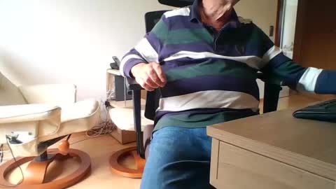 camcologne online show from September 26, 2025, 9:35 am