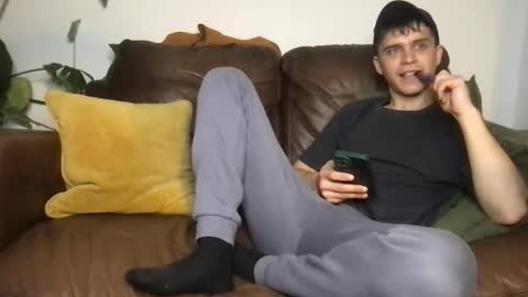 CamDoAttitude online show from April 19, 2026, 9:17 pm