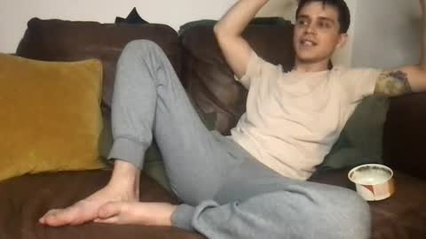 Snapshot of camdoattitude chatting on June 29, 2026, 9:37 pm CamDoAttitude online show from June 29, 2026, 9:37 pm