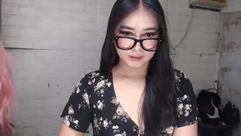 camela_star online show from October 12, 2025, 3:38 am