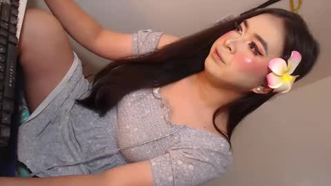 camela_star online show from April 10, 2026, 9:30 pm