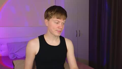 Snapshot of cameron_crowly chatting on November 22, 2025, 9:19 am Cameron online show from November 22, 2025, 9:19 am