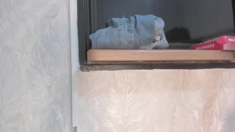 Snapshot of cameron_hearts chatting on October 31, 2025, 10:16 am cameron_hearts online show from October 31, 2025, 10:16 am