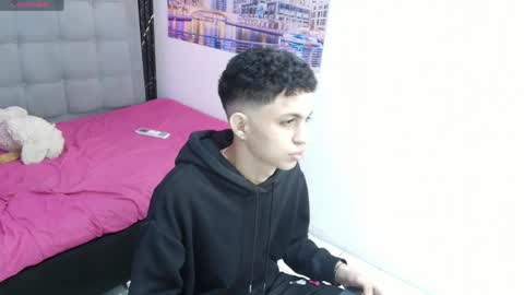 Snapshot of cameron_lux4 chatting on April 24, 2026, 4:26 am CAMERON online show from April 24, 2026, 4:26 am