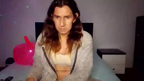 Mara Catalina Romero Ordez online show from October 14, 2025, 4:24 am