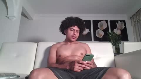 Stiven online show from September 27, 2025, 2:38 am