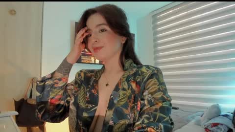 Snapshot of camidoll_10 chatting on January 28, 2025, 11:17 am camila online show from January 28, 2025, 11:17 am