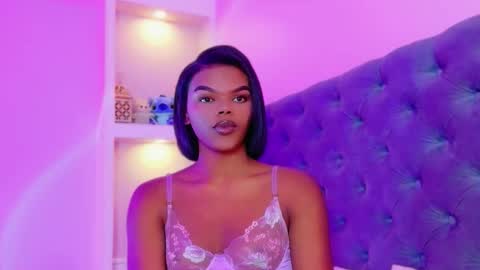 camiestrada online show from October 21, 2025, 2:23 am