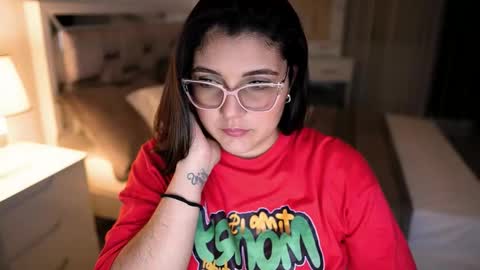 Camila buitrago online show from October 8, 2025, 3:37 am