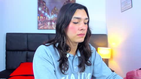  s online show from January 11, 2025, 8:43 am