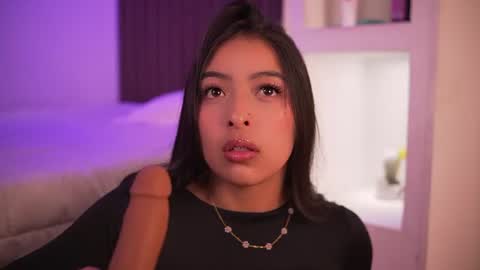 Snapshot of camila_dupont chatting on July 19, 2026, 2:48 am Camila online show from July 19, 2026, 2:48 am