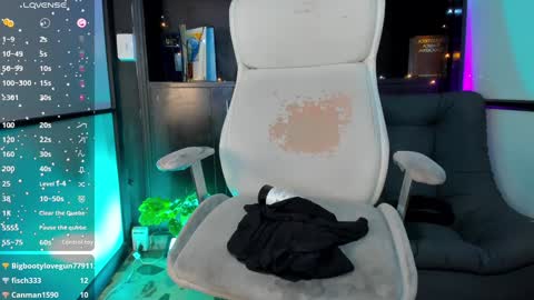 C A M I L A online show from December 15, 2024, 7:46 am