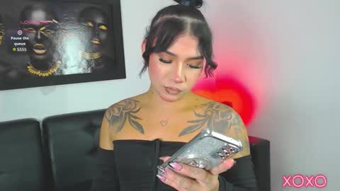 Cami vazques online show from December 23, 2025, 2:09 am