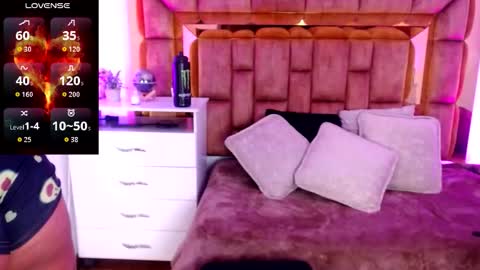 Camila Mishima online show from November 13, 2025, 12:04 pm