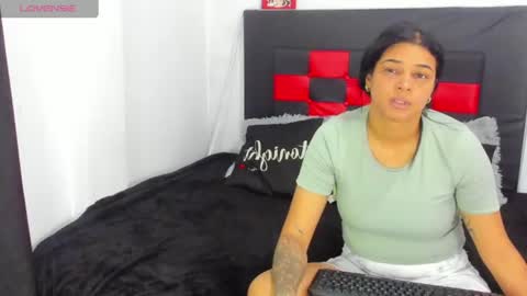 Snapshot of camila_valenciia_ chatting on July 21, 2026, 6:43 pm Camila online show from July 21, 2026, 6:43 pm