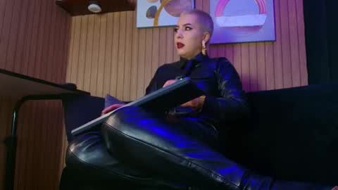    online show from February 6, 2026, 8:18 am