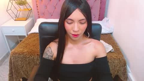 Snapshot of camilah_tk chatting on November 10, 2025, 7:35 pm Cami online show from November 10, 2025, 7:35 pm