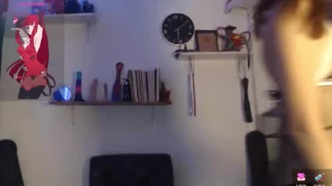 Snapshot of camilahot_girl chatting on May 15, 2026, 7:54 pm kira online show from May 15, 2026, 7:54 pm