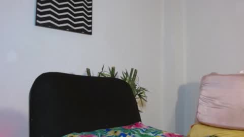 camilaparrisx online show from February 13, 2026, 4:52 am