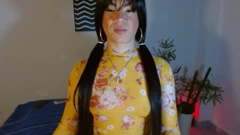Snapshot of camilaparrisx chatting on July 25, 2026, 2:42 am camilaparrisx online show from July 25, 2026, 2:42 am