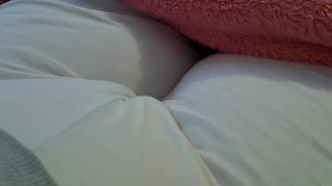 Snapshot of camilaperes69 chatting on June 17, 2026, 5:36 pm flash 50 tokens BIG CLIT tits pussy. masturbation big clit 150 tokens fingers inside pussy 1000 tk pump big clit 300 tk online show from June 17, 2026, 5:36 pm