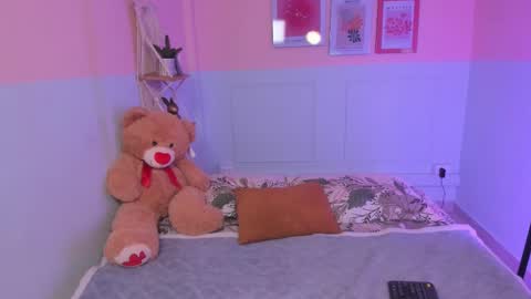 Camila  online show from January 9, 2026, 4:04 am