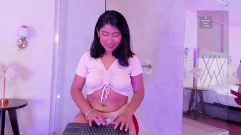 Snapshot of camilavalence chatting on April 26, 2026, 12:25 pm CAMILA online show from April 26, 2026, 12:25 pm
