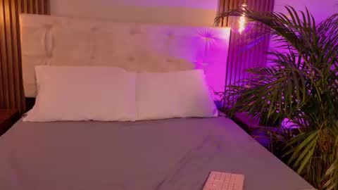 Camila Velour  online show from July 25, 2026, 5:27 am