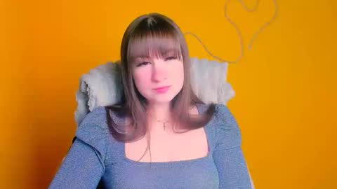 Camilla online show from April 9, 2026, 5:40 am
