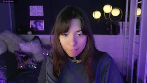 Camilla online show from April 8, 2026, 6:02 am