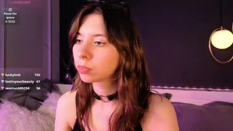 Camilla online show from May 31, 2026, 6:09 pm