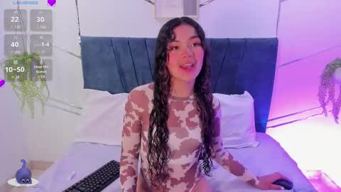 camilla_miller01 online show from September 20, 2025, 12:50 pm