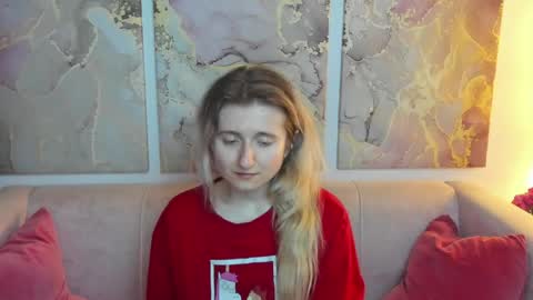 camilladreamer online show from April 18, 2026, 6:06 am
