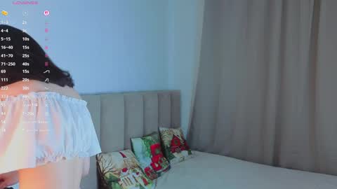 Snapshot of camillahooser chatting on May 10, 2026, 1:22 am May online show from May 10, 2026, 1:22 am