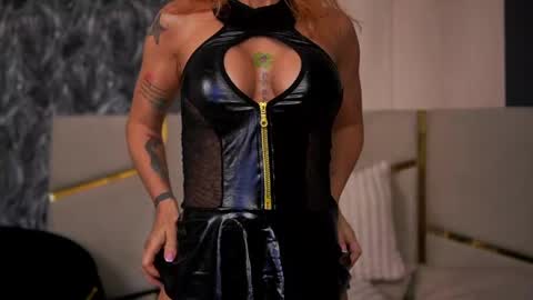 Camy online show from April 18, 2026, 7:58 pm