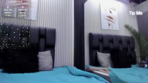 Camille online show from November 14, 2025, 9:46 pm