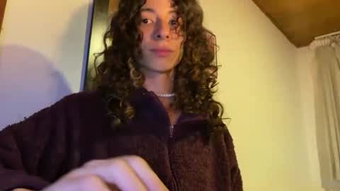  Camille   online show from February 12, 2025, 12:37 am