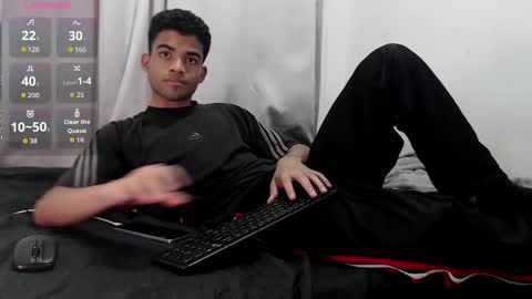 camillo_beischel_ online show from September 23, 2025, 7:06 pm