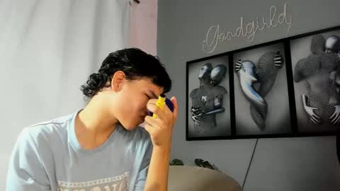 Snapshot of camillo_virgil chatting on October 21, 2025, 11:00 am Camillo Virgil online show from October 21, 2025, 11:00 am