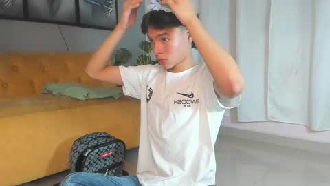 Snapshot of camillo_virgil chatting on November 9, 2025, 10:46 am Camillo Virgil online show from November 9, 2025, 10:46 am