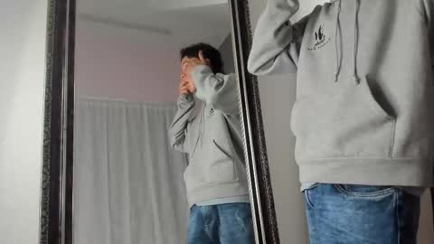 Snapshot of camillo_virgil chatting on November 25, 2025, 10:59 am Camillo Virgil online show from November 25, 2025, 10:59 am