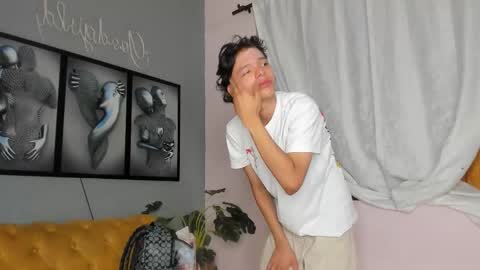 Snapshot of camillo_virgil chatting on November 29, 2025, 10:51 am Camillo Virgil online show from November 29, 2025, 10:51 am